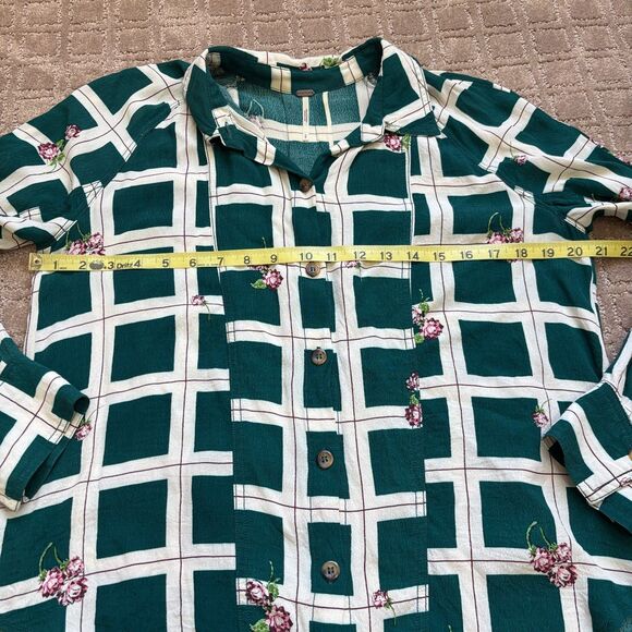 Free People Window To My Heart Button Down Sz Small Green Oversized Windowpane - Picture 7 of 9